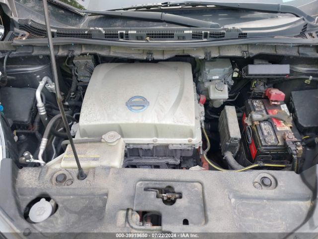 1N4AZ0CP4FC326030 Nissan LEAF S