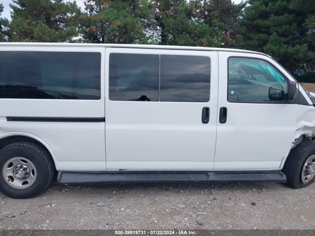 1GAZGPFG0L1170592 Chevrolet Express Passenger Rwd 3500 Extended Wheelbase Lt