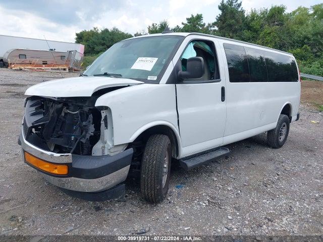 1GAZGPFG0L1170592 Chevrolet Express Passenger Rwd 3500 Extended Wheelbase Lt