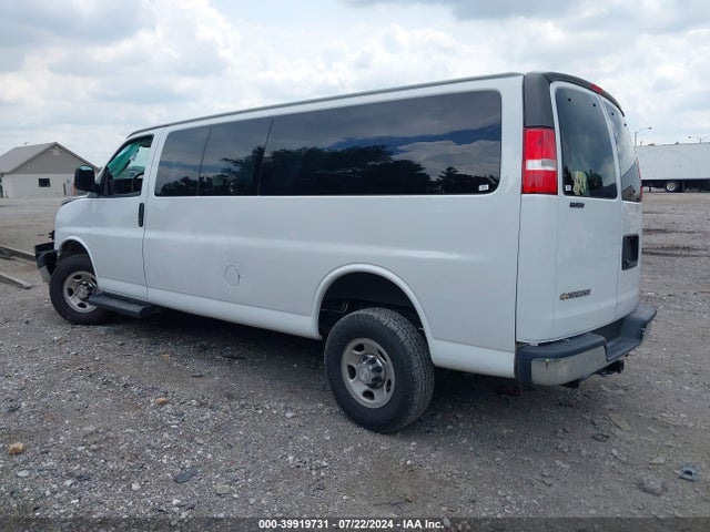 1GAZGPFG0L1170592 Chevrolet Express Passenger Rwd 3500 Extended Wheelbase Lt