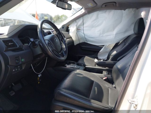 5FNYF6H98HB055168 Honda Pilot Touring