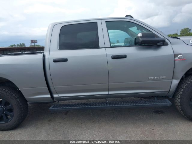 3C6UR5CLXKG653290 RAM 2500 Tradesman  4x4 6'4 Box