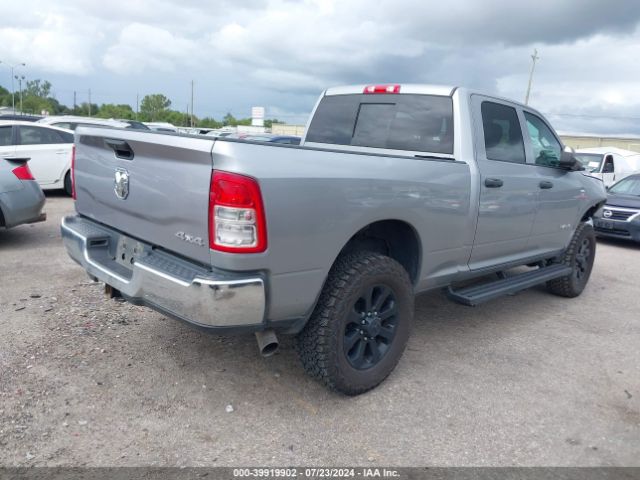 3C6UR5CLXKG653290 RAM 2500 Tradesman  4x4 6'4 Box