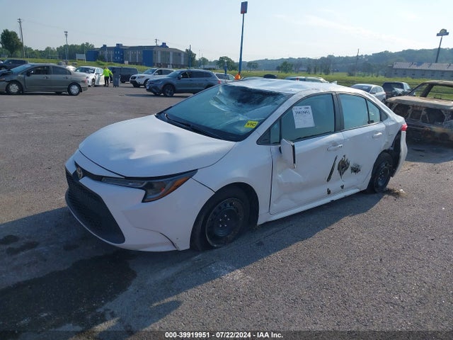 Toyota COROLLA LE 2020 5YFEPRAE7LP025620 Image 2