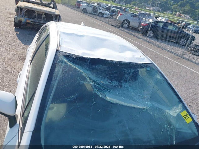 Toyota COROLLA LE 2020 5YFEPRAE7LP025620 Image 6