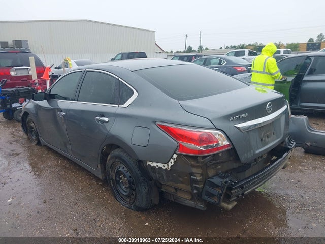 2015 Nissan Altima 2.5 S მანქანა იყიდება აუქციონზე, vin: 1N4AL3AP3FN324439, აუქციონის ნომერი: 39919963