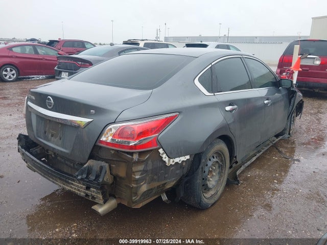 2015 Nissan Altima 2.5 S მანქანა იყიდება აუქციონზე, vin: 1N4AL3AP3FN324439, აუქციონის ნომერი: 39919963