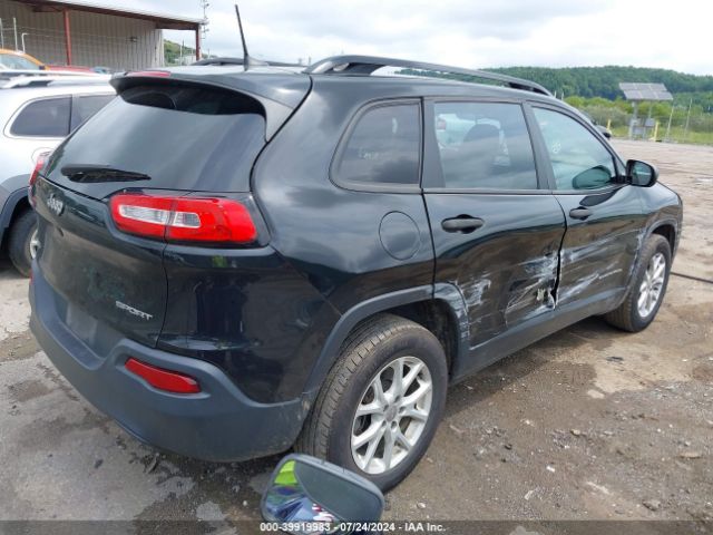 1C4PJMAB1GW204512 Jeep Cherokee Sport