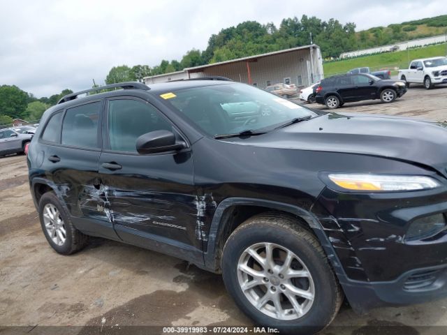1C4PJMAB1GW204512 Jeep Cherokee Sport