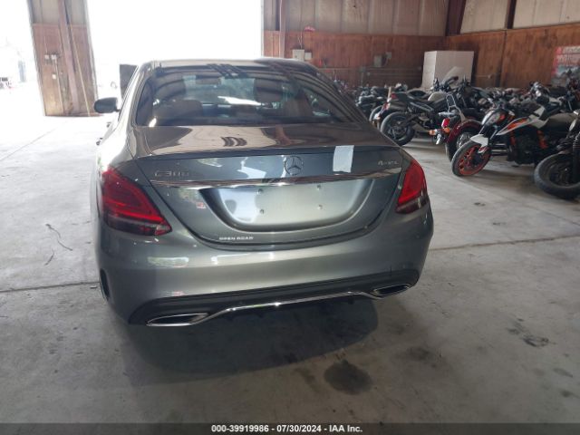 55SWF8EB2KU305066 Mercedes-Benz C 300 4matic
