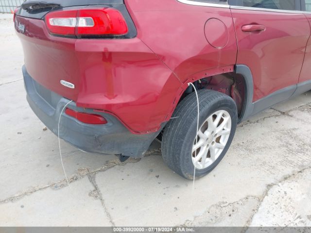 1C4PJLCS4EW143872 Jeep Cherokee Latitude