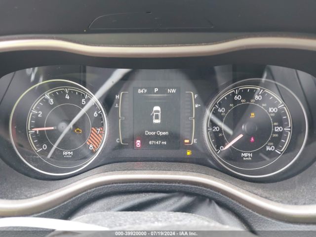 1C4PJLCS4EW143872 Jeep Cherokee Latitude