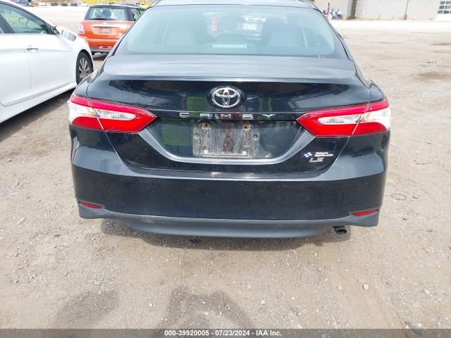 Toyota CAMRY LE 2018 4T1B11HK5JU557199 Image 16