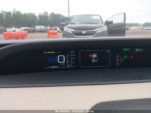 Toyota Prius Two Eco 2016 JTDKARFU7G3504879 Image 7