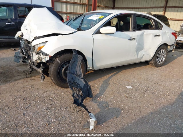 Nissan Altima 2.5 S 2017 1N4AL3AP8HC482001 Image 2