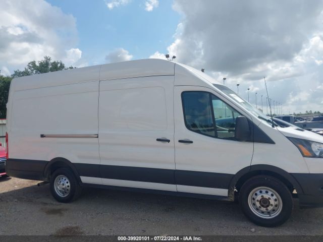 1FTBR3U86NKA64863 Ford Transit-250 Cargo Van