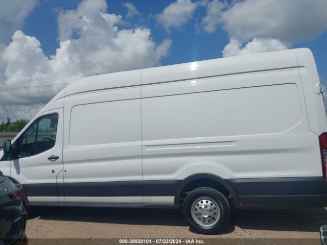 1FTBR3U86NKA64863 Ford Transit-250 Cargo Van