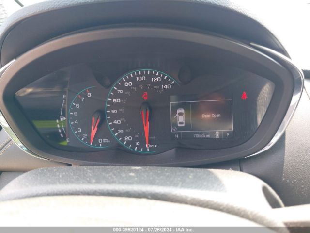 KL7CJKSBXJB582227 Chevrolet TRAX LS