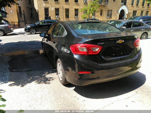 Chevrolet Cruze Ls Auto 2018 1G1BC5SM0J7209379 Image 3
