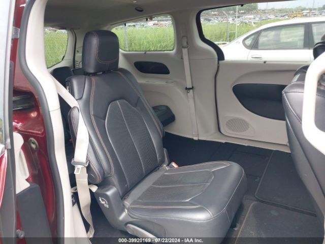 2C4RC1EG0JR144276 Chrysler Pacifica Touring L Plus
