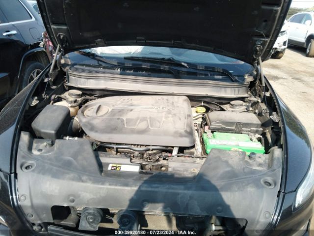 1C4PJMCS7GW105299 Jeep Cherokee Altitude