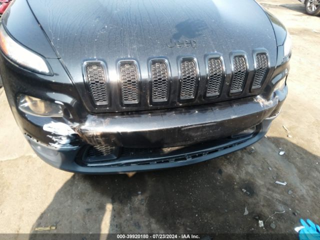 1C4PJMCS7GW105299 Jeep Cherokee Altitude