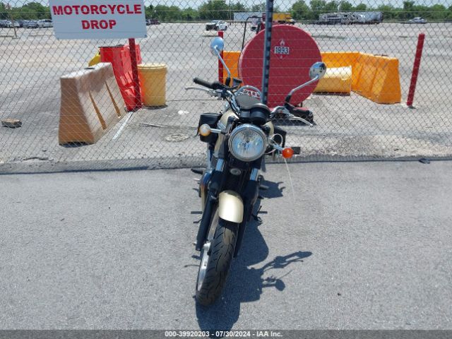 2013 TRIUMPH MOTORCYCLE BONNEVILLE SMT900K1XDT566217 Photo 4