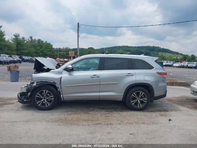 Toyota Highlander Xle V6 2016 5TDJKRFH4GS296566 Image 15