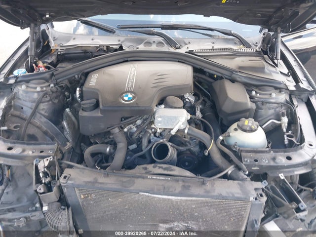 BMW 320i 2017 WBA8E1G59HNU14062 Image 10