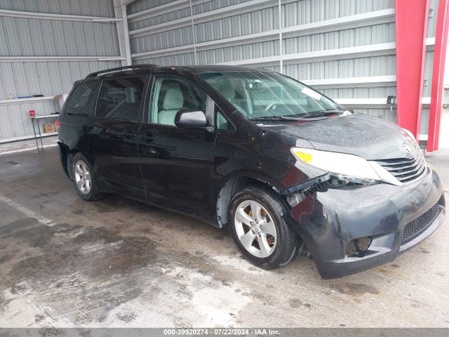Toyota Sienna Le V6 8 Passenger 2014 5TDKK3DC8ES519830 zdjęcie główne