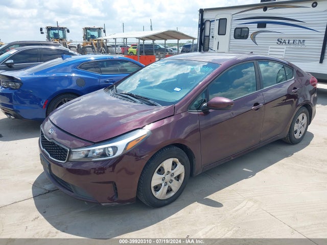 KIA FORTE LX 2018 3KPFK4A77JE260136 Image 2