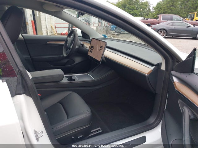 Tesla Model 3 Long Range Dual Motor All-wheel Drive 2023 5YJ3E1EB8PF592161 Image 5