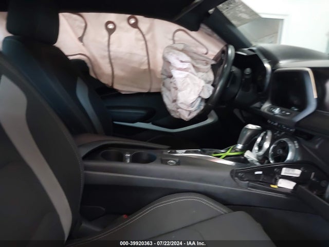 Chevrolet Camaro 1lt 2019 1G1FB1RX9K0157046 Image 5