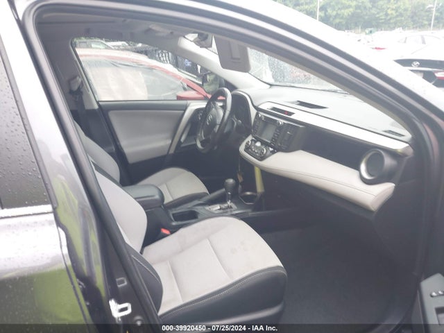 Toyota Rav4 Xle 2017 JTMWFREV5HJ709028 Image 5
