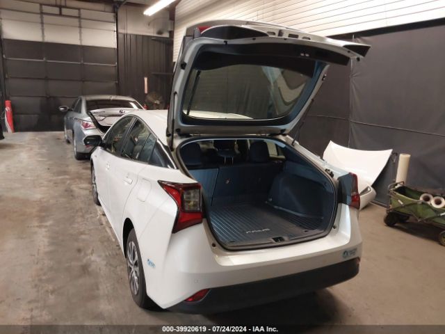 JTDL9MFU9M3027514 Toyota Prius Le Awd-e
