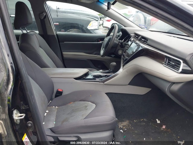 Toyota CAMRY LE 2018 4T1B11HK2JU087116 Image 5