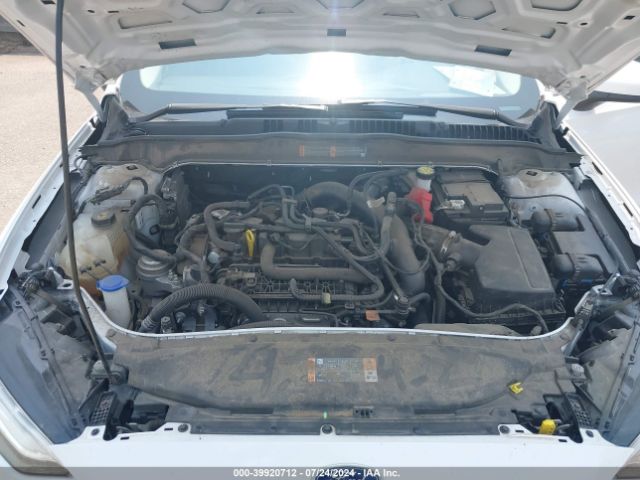 3FA6P0HD0LR217670 Ford FUSION SE