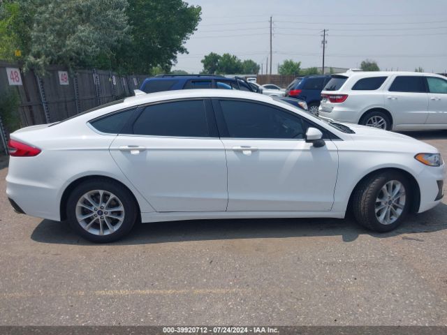 3FA6P0HD0LR217670 Ford FUSION SE