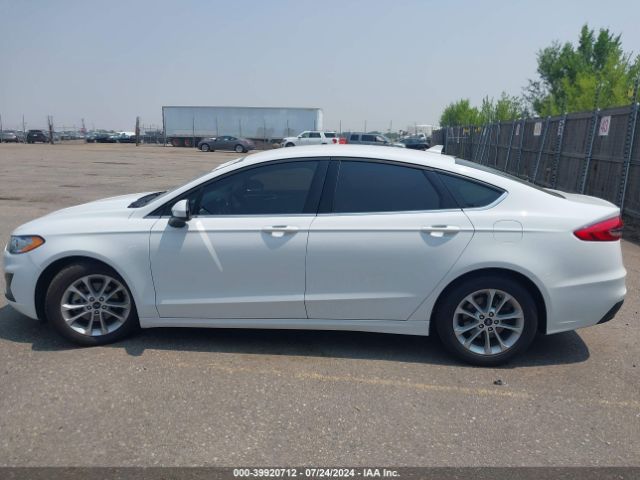 3FA6P0HD0LR217670 Ford FUSION SE
