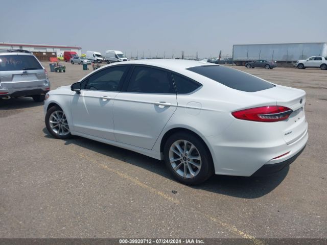 3FA6P0HD0LR217670 Ford FUSION SE