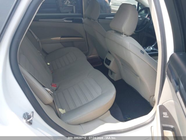 3FA6P0HD0LR217670 Ford FUSION SE