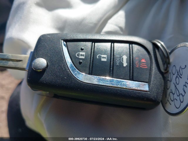 Toyota CAMRY LE 2020 4T1C11AK4LU346254 Image 11