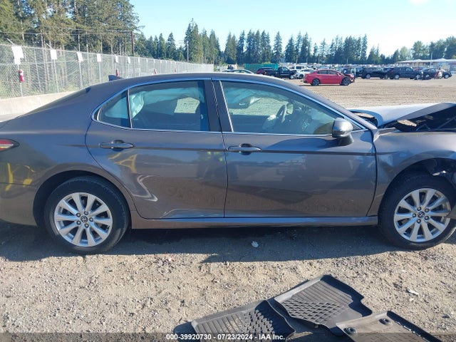 Toyota CAMRY LE 2020 4T1C11AK4LU346254 Image 14