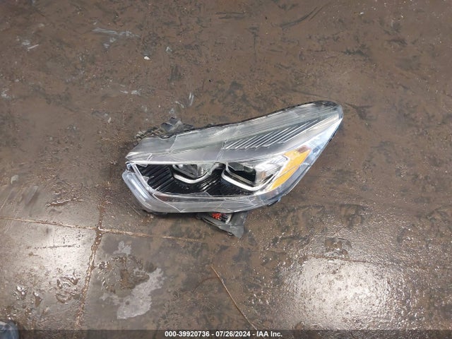 Ford Escape Titanium 2017 1FMCU9J9XHUC07918 Image 12