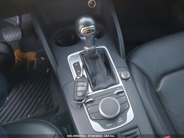 WAUEFRFF7F1112492 Audi A3
