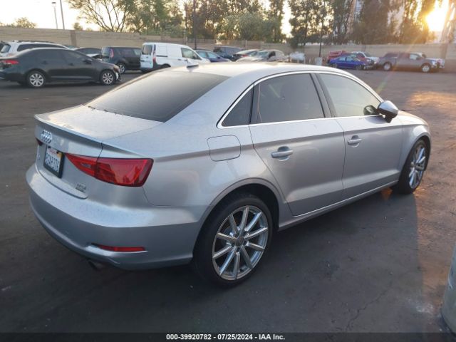 WAUEFRFF7F1112492 Audi A3