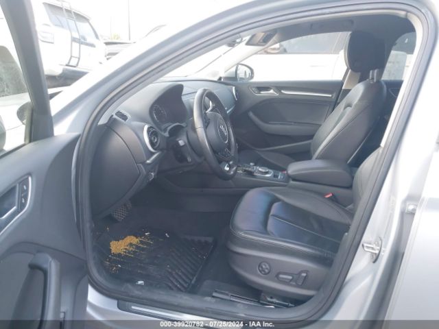 WAUEFRFF7F1112492 Audi A3