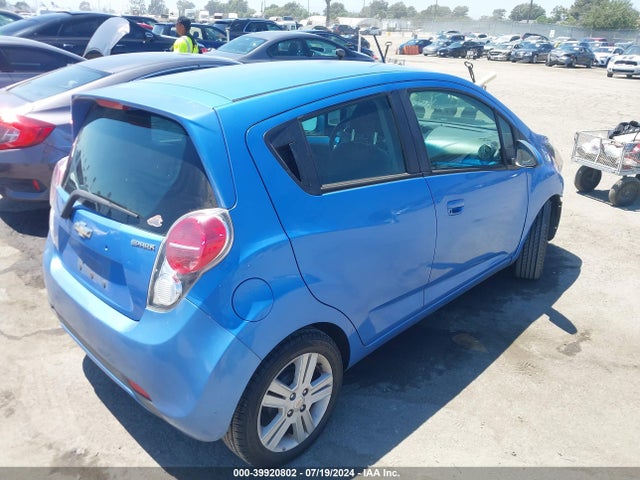 Chevrolet Spark 1lt Auto 2014 KL8CD6S91EC562312 Image 4
