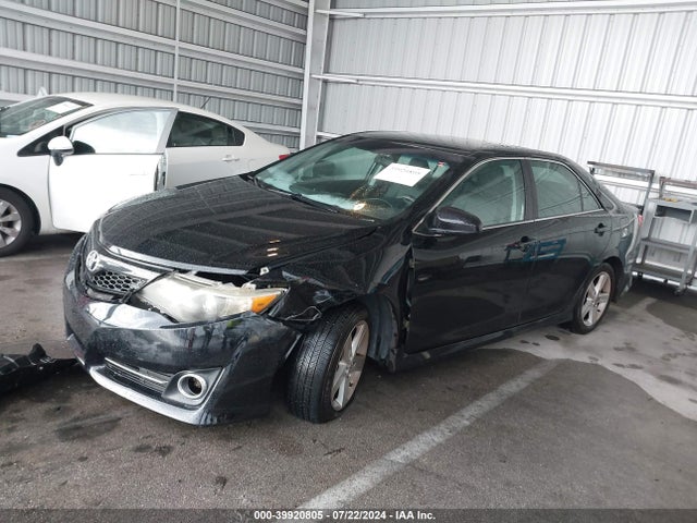 Toyota CAMRY SE 2014 4T1BF1FK8EU426875 Image 2