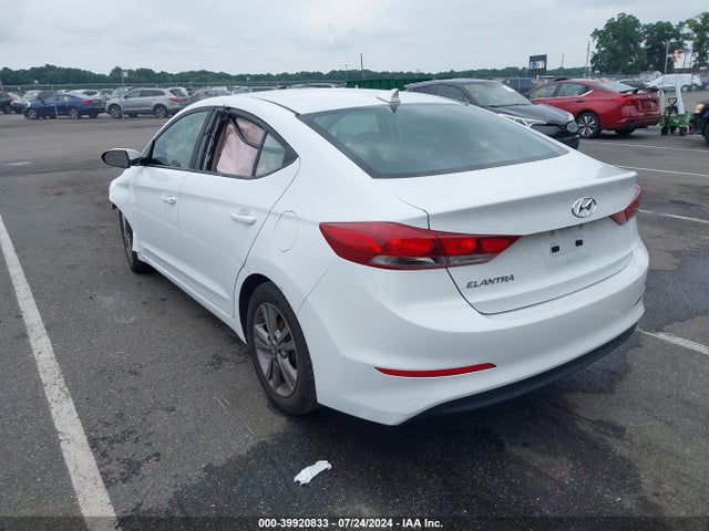 5NPD84LF8JH302982 Hyundai ELANTRA SEL
